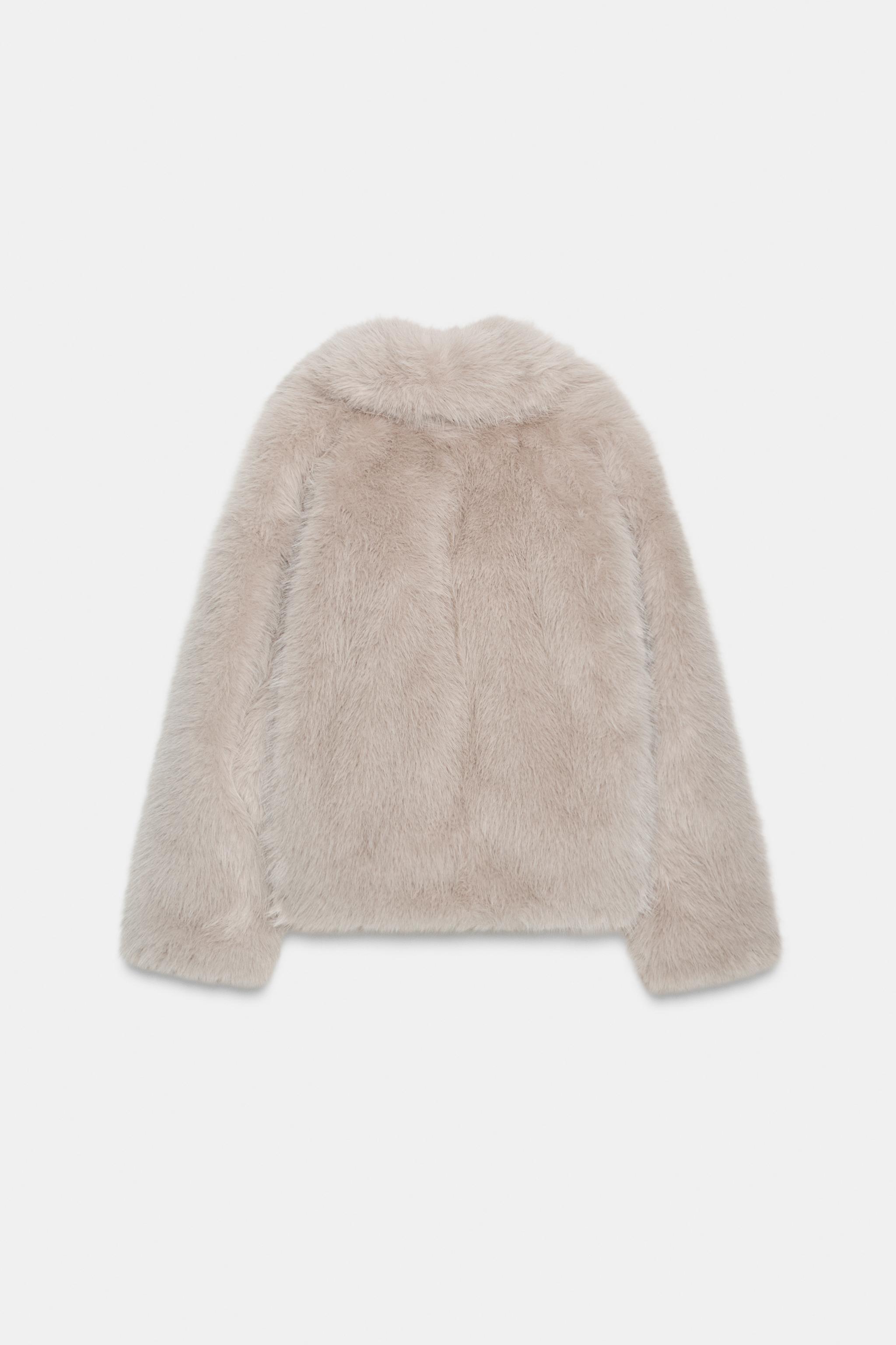 SHORT FAUX FUR TOGGLE COAT
